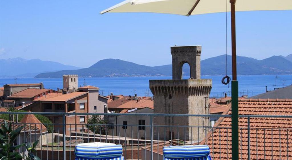Hotel Ariston Piombino Exteriör bild